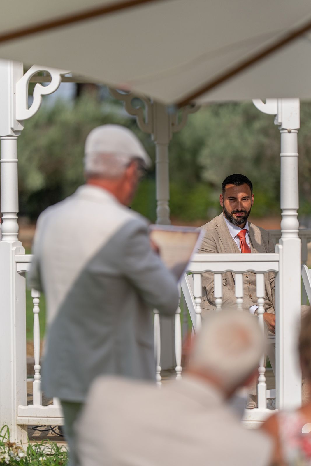 Échange des vœux capté pendant la cérémonie de mariage